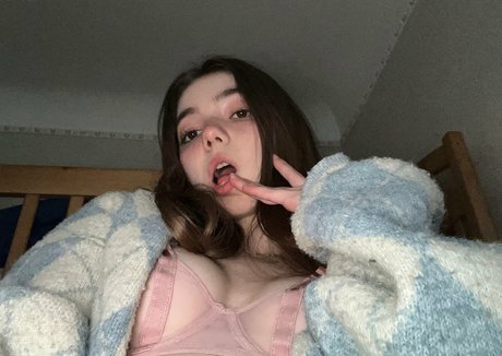 Plumpy mage エロティックなスター 画像