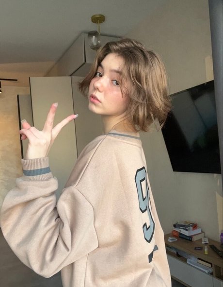 Plumpy mage ポルノスター 高品質 写真