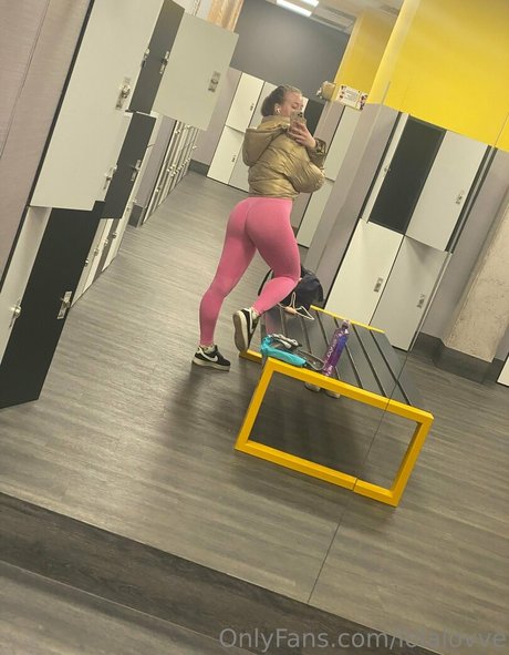 手コキ 主観視点 オンリーファンズ アートxxx 写真