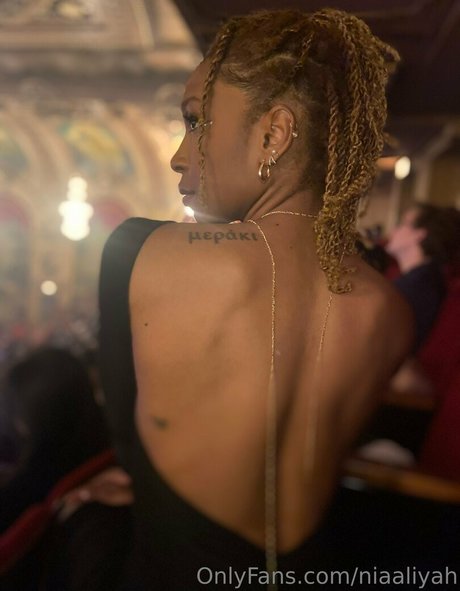 クーガーオンリーファンズ 無料ヌード 写真