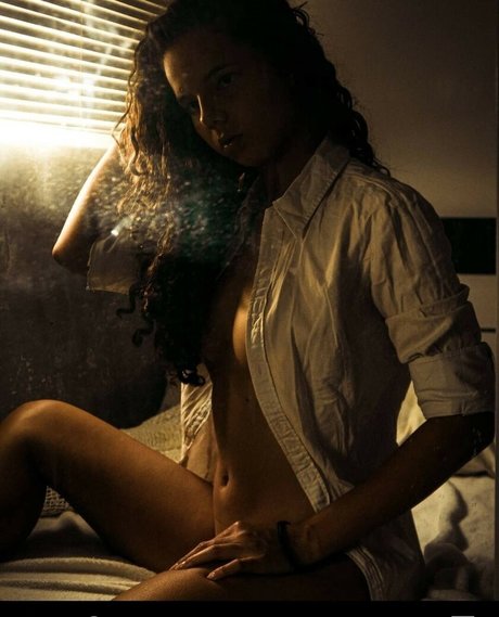 アマチュアヌードオンリーファンズ ホットポルノ 画像