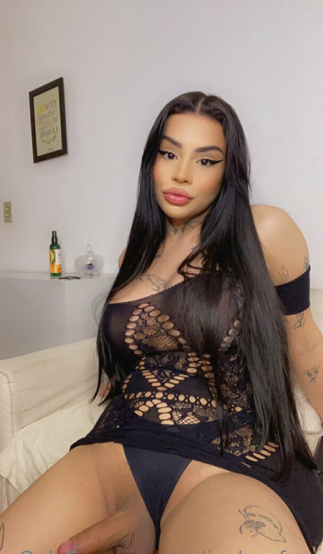 BBW パウグ オンリーファンズ ホットポルノ 画像