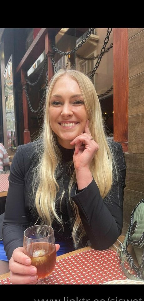 アンバー・オンリーファンズ ポルノ 写真