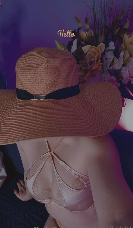 ハロウィン オンリーファン ポルノグラフィック 写真