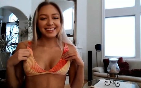 金髪クーガーオンリーファンズ 無料xxx 画像