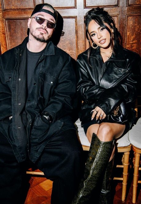 Becky G 美しいモデル アーカイブ