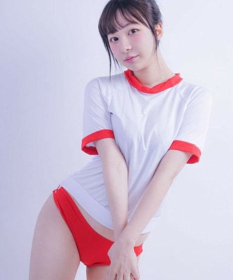 by3ol___ 可愛いモデル ギャラリー