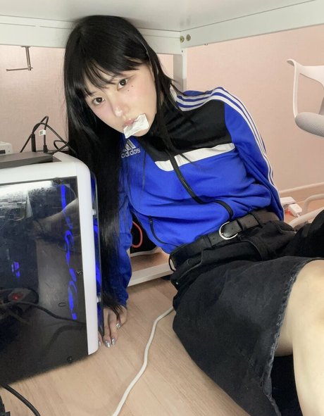 by3ol___ ヌードモデル 画像