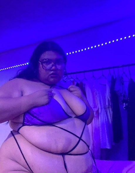 lunaredondaa ポルノスター エロティック ギャラリー