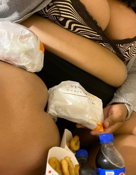 lunaredondaa 最高のポルノスター 写真