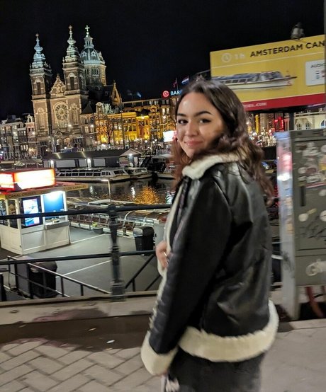 misbehavedjade セックス女優 写真