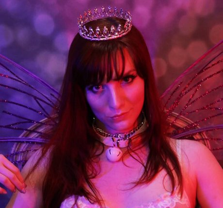 BBW TS オンリーファンズ セクシー裸 画像