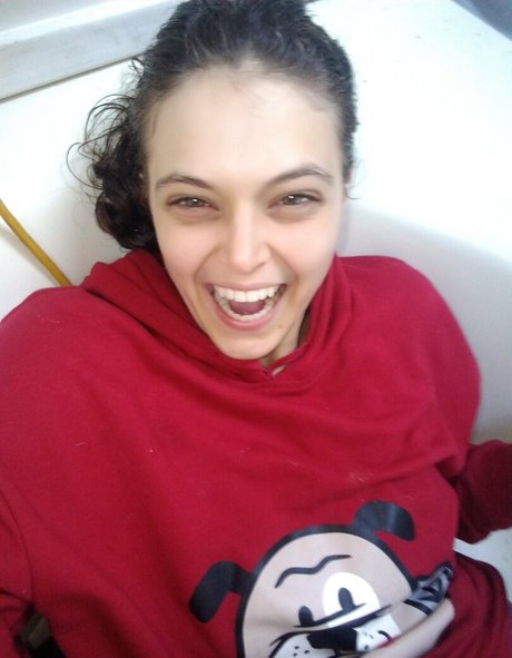 ヌード教師オンリーファンズ 無料セックス 写真