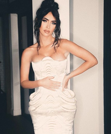 アジア人 ノーPPV オンリーファンズ アダルト無料 写真