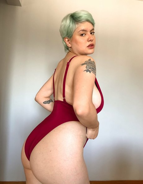 Moonvvenus ポルノスター エロティック 画像