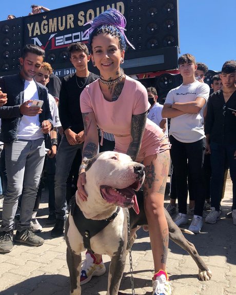 ゲイランジェリーOnlyFans 美しい ギャラリー