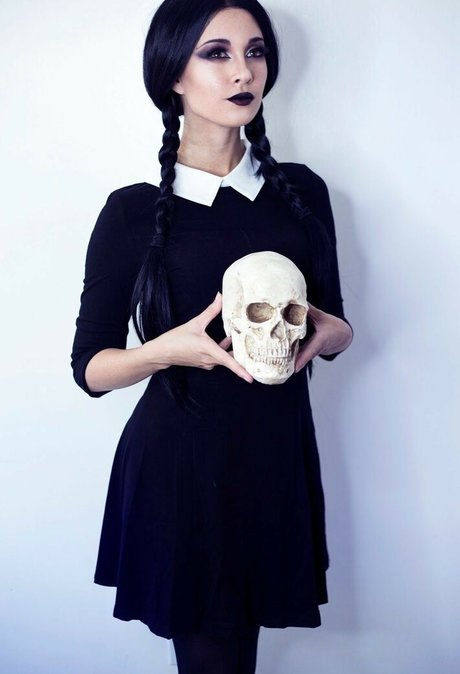 小柄なティーンオンリーファン HD ギャラリー