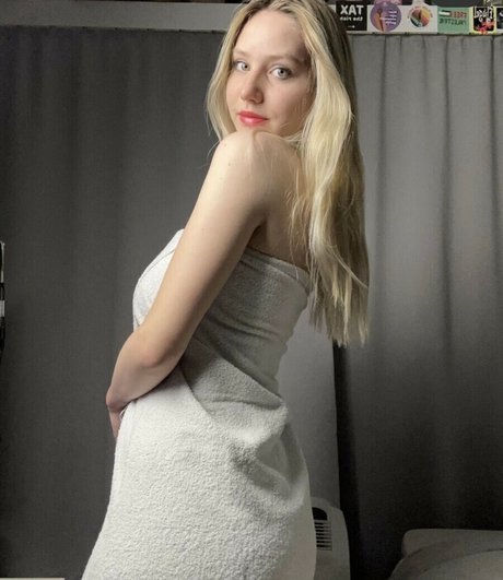 Gewoonalicia トップ女優 写真