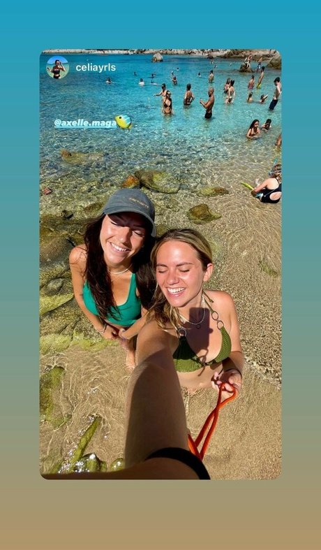 マイクロTバックOnlyFans 美しいヌード 画像