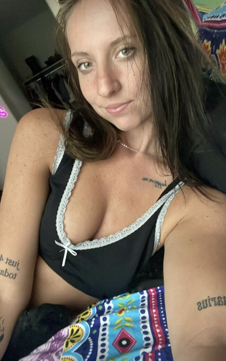 MalsLoves ヌードのポルノスター ギャラリー