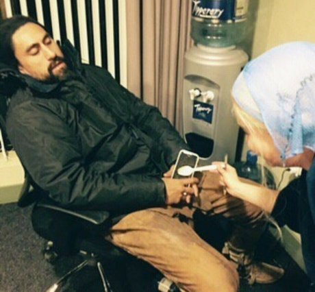 クーガーオンリーファンズ 無料セクシー 画像