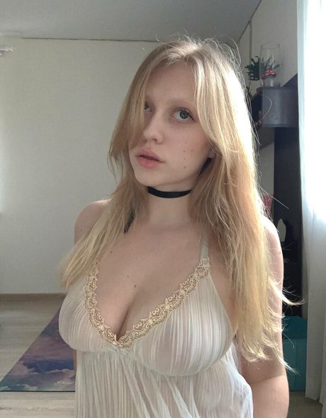 YuStef 無料女優 写真