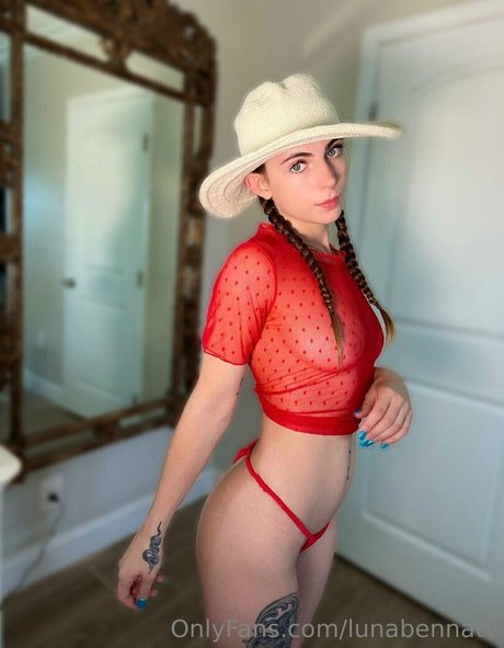 lunabennatv 完璧な女優 写真