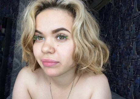 BBW TS オンリーファンズ ポルノ 写真