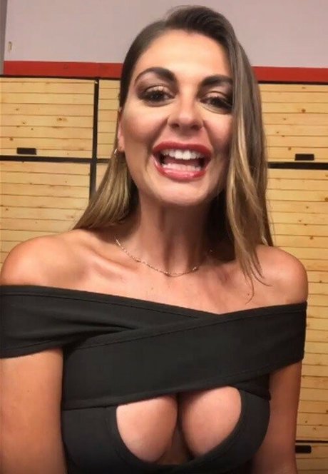 アジアンツインズOnlyFans 無料 画像