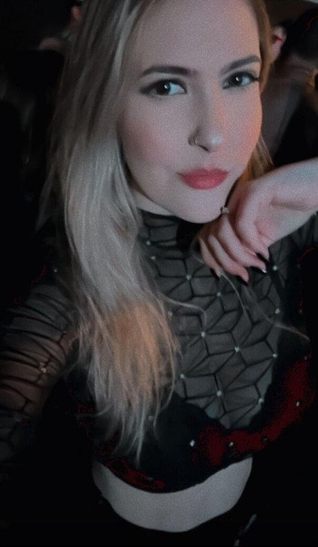 Natacha Fanganiello HDスター 画像