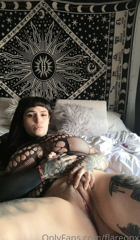 flareonx ポルノスター 可愛い 写真