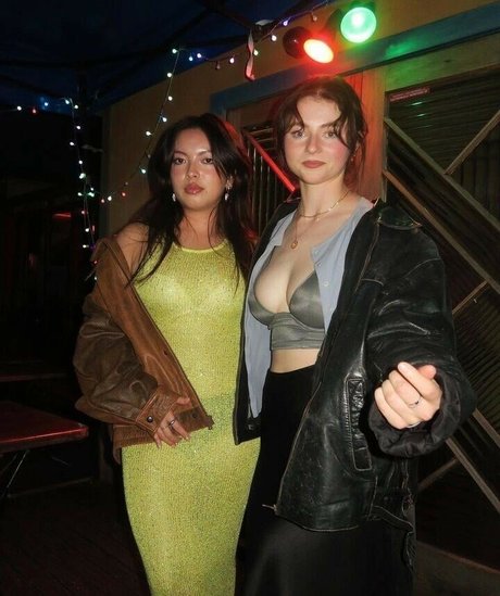 アジア人のオーガズム OnlyFans 美しい裸 写真