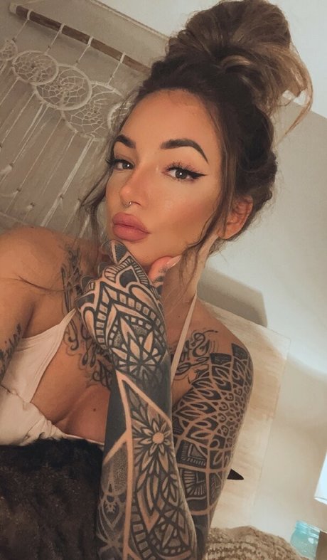 Brittany Zapata 最高のモデル 写真