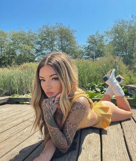 Brittany Zapata 最高のスター アーカイブ