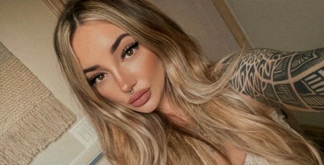 Brittany Zapata 最高のモデル アーカイブ