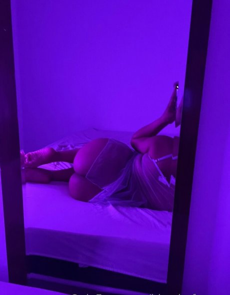 infernadeliciouscurves 無料モデル 画像