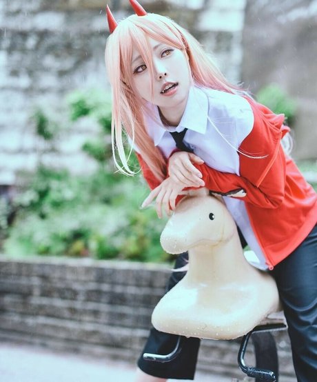 太めのブロンドオンリーファンズ セクシーxxx ギャラリー