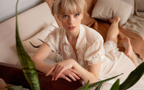 Marta Gromova スター アーカイブ