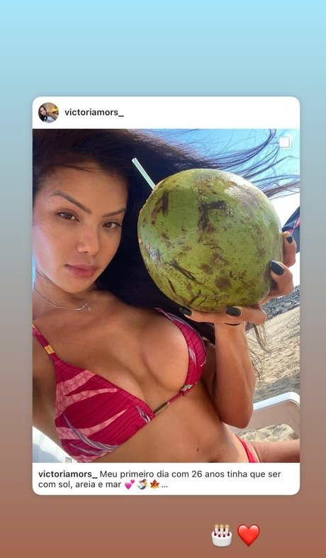 Victoria Helena セックス女優 写真