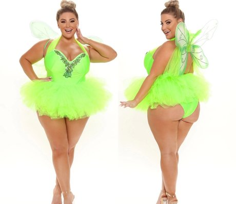 ぽっちゃり 主観視点 OnlyFans ホットセクシー 画像