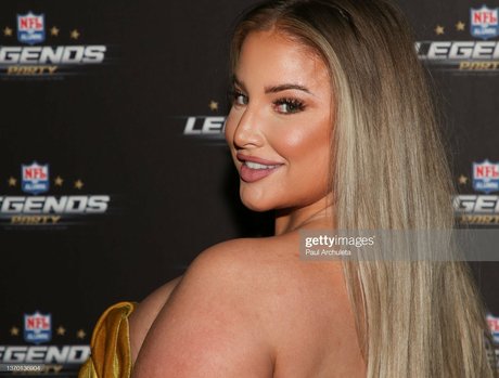 小柄なティーンオンリーファン ホットセクシー 写真