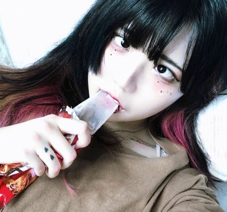 ビデオ通話 オンリーファンズ ホット アーカイブ