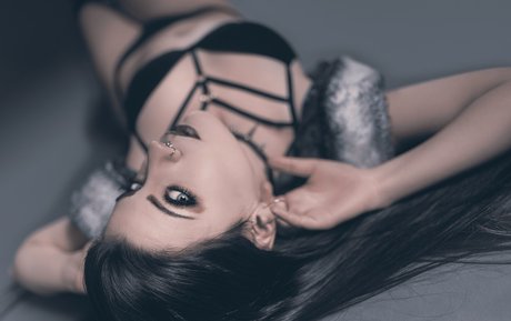 曲線美のランジェリーOnlyFans 美しいヌード 写真