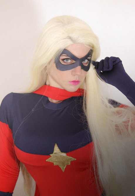 痩せたアジア人ティーン OnlyFans 限定 ギャラリー