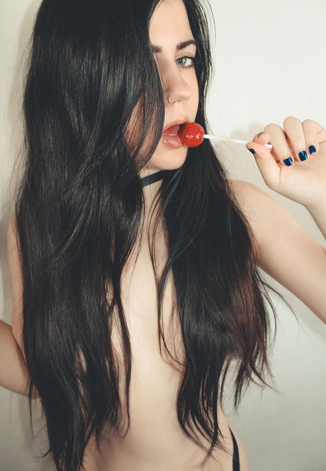 お金 オンリーファンズ セクシーxxx 写真