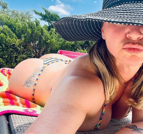 Molly SuperTramp ヌードモデル アーカイブ