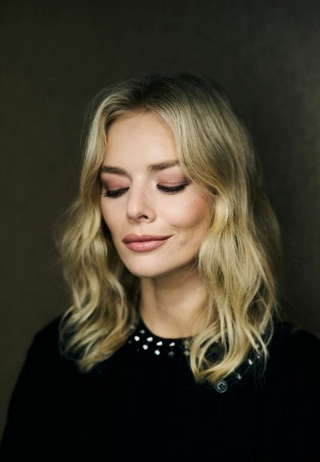 BDSM奴隷OnlyFans ポルノグラフィック ギャラリー