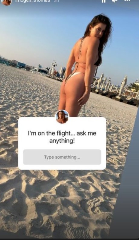 Imogen Thomas スター ヌード 写真