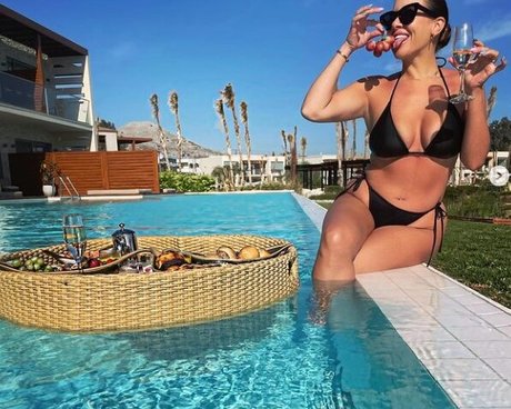 Imogen Thomas ヌードモデル 写真