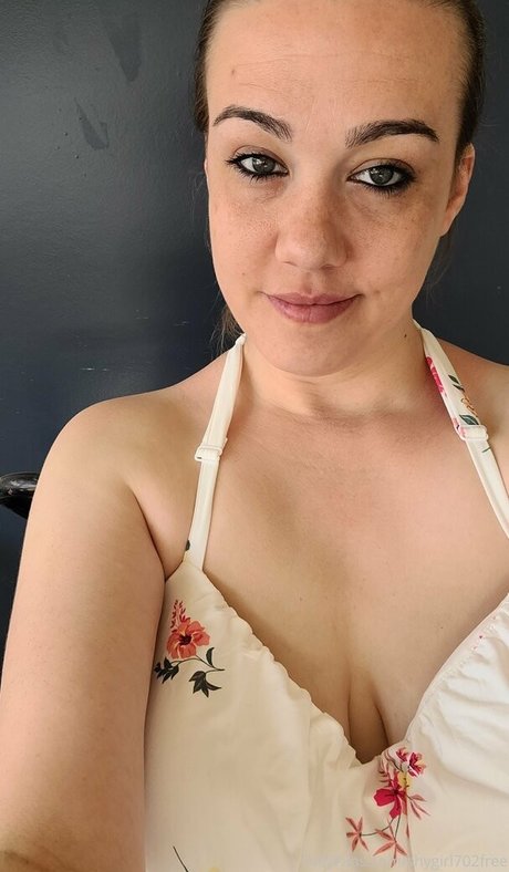 shygirl702lvfree 素敵なポルノスター 写真